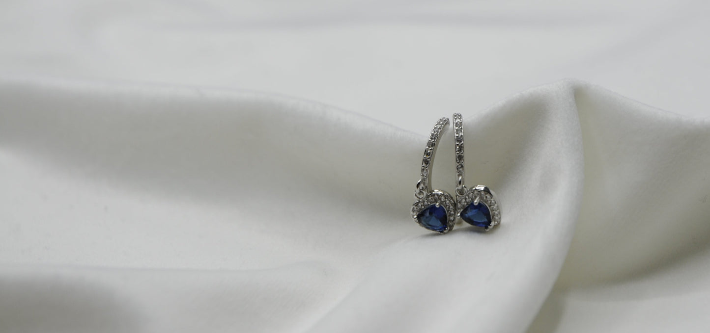 Orecchini pendenti cuore argento 925