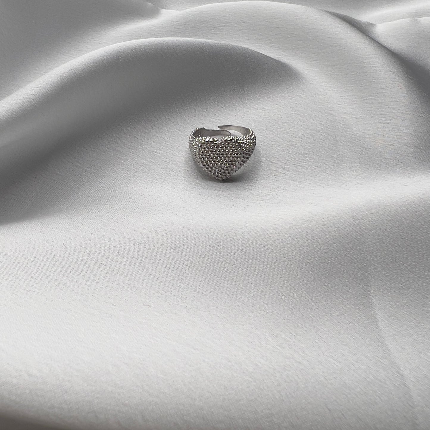 Anello cuore puntinato argento 925
